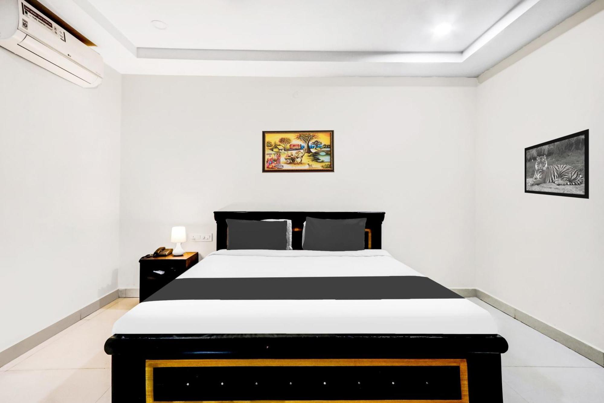 فندق Super Townhouse Daba Garden Road فيساخاباتنام المظهر الخارجي الصورة